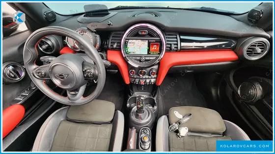 MINI COOPER CONVERTIBLE JCW