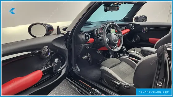 MINI COOPER CONVERTIBLE JCW