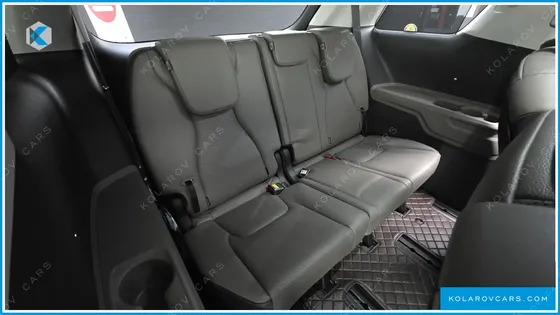 KIA CARNIVAL 7-SEATER NOBLESSE