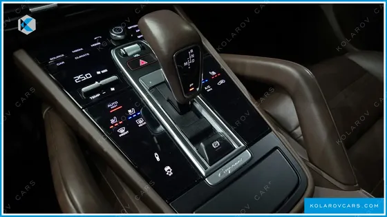 PORSCHE CAYENNE 3.0 COUPE