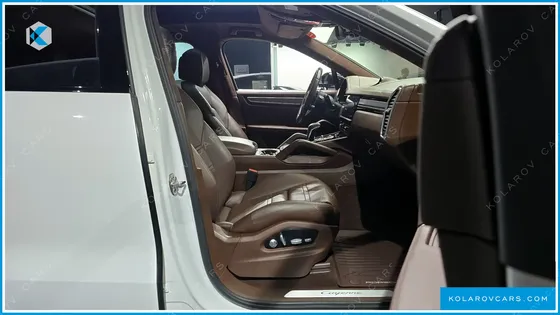 PORSCHE CAYENNE 3.0 COUPE