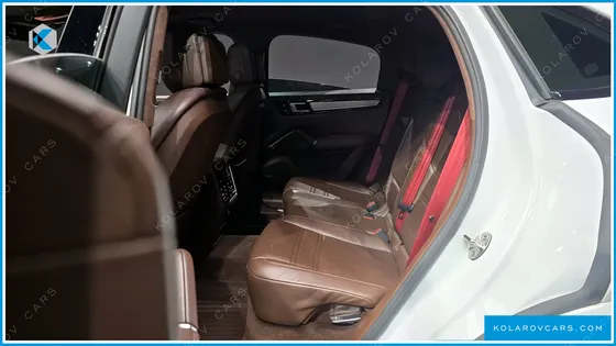 PORSCHE CAYENNE 3.0 COUPE