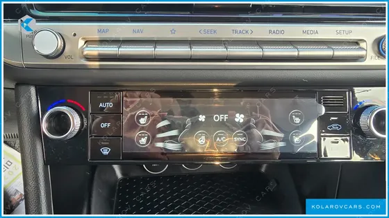 GENESIS G70 GASOLINE 2.5T 4WD