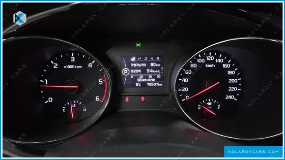 KIA CARNIVAL 7-SEATER LIMOUSINE