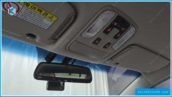 KIA CARNIVAL 7-SEATER LIMOUSINE