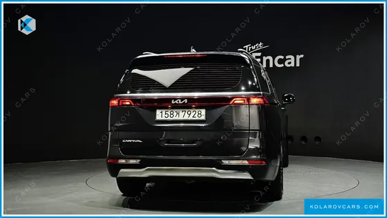 KIA CARNIVAL 9-SEATER SIGNATURE
