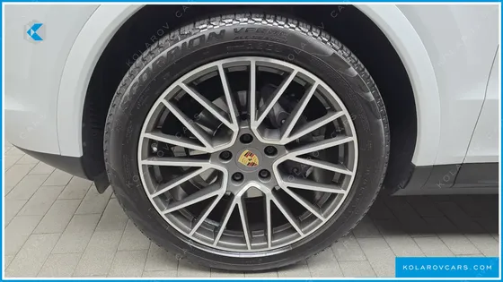 PORSCHE CAYENNE 3.0 COUPE