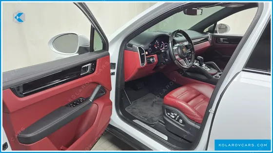 PORSCHE CAYENNE 3.0 COUPE