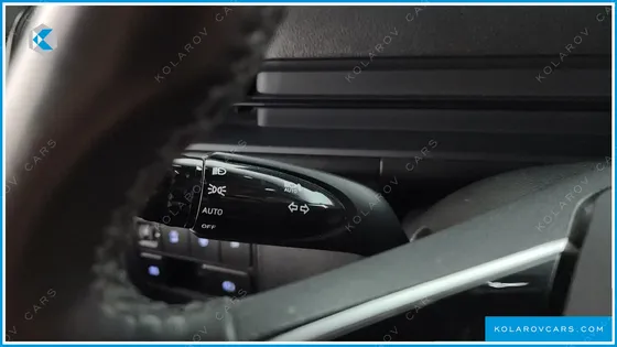 HYUNDAI STARIA 4WD TOURER 9-SEATER