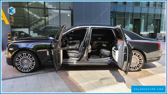 ROLLS ROYCE GHOST 6.6 EWB V12