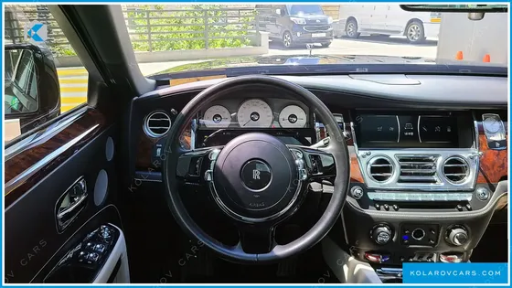 ROLLS ROYCE GHOST 6.6 EWB V12
