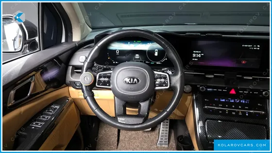 KIA CARNIVAL 9-SEATER SIGNATURE
