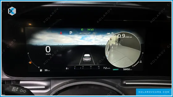 KIA CARNIVAL 9-SEATER SIGNATURE