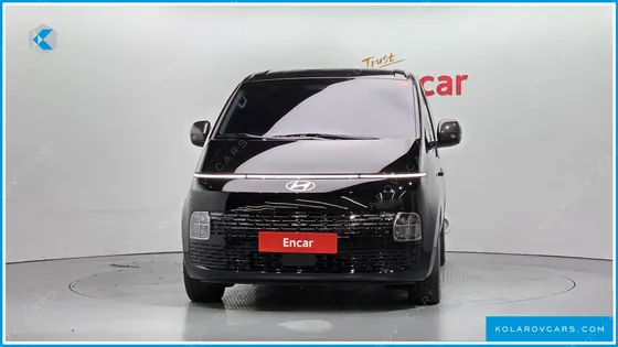 HYUNDAI STARIA TOURER 9-SEATER