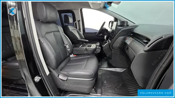 HYUNDAI STARIA TOURER 9-SEATER