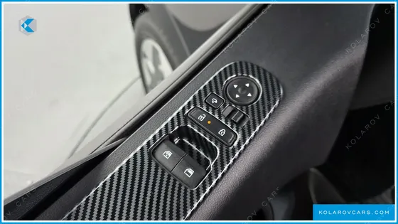 HYUNDAI STARIA TOURER 9-SEATER