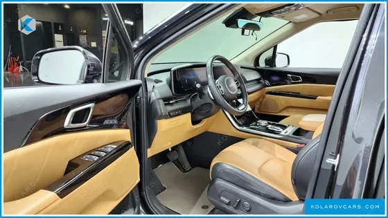 KIA CARNIVAL 9-SEATER SIGNATURE