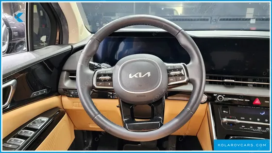 KIA CARNIVAL 9-SEATER SIGNATURE