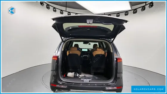 KIA CARNIVAL 9-SEATER SIGNATURE