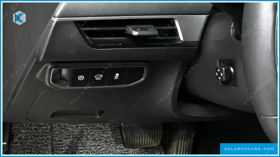 KIA K8 2.5 GASOLINE 2WD