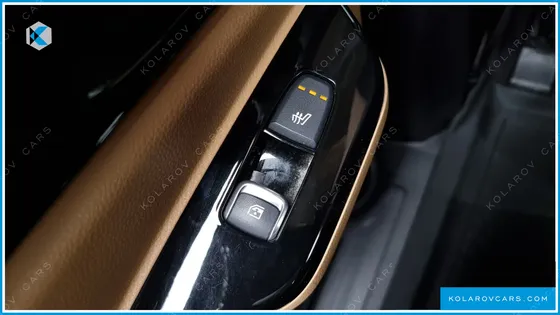 KIA CARNIVAL 9-SEATER NOBLESSE