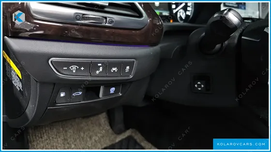 GENESIS EQ900 3.8 GDI AWD