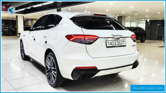 MASERATI LEVANTE 3.8 TROFEO