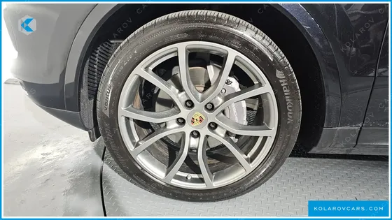 PORSCHE CAYENNE 3.0 COUPE