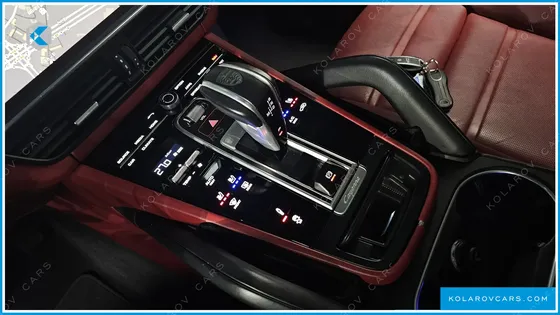 PORSCHE CAYENNE 3.0 COUPE