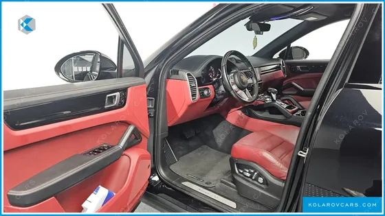 PORSCHE CAYENNE 3.0 COUPE