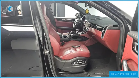 PORSCHE CAYENNE 3.0 COUPE