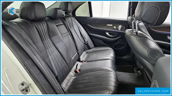 MERCEDES E-CLASS E300 4MATIC EXCLUSIVE