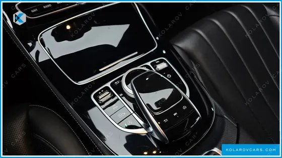 MERCEDES E-CLASS E300 4MATIC EXCLUSIVE