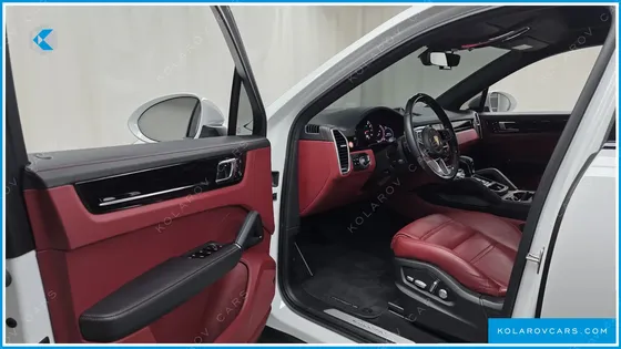 PORSCHE CAYENNE 3.0 COUPE