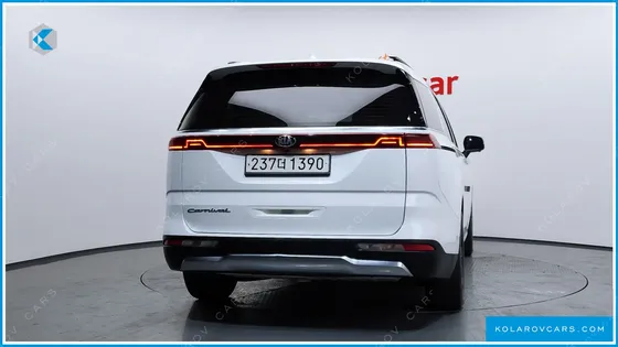KIA CARNIVAL 9-SEATER SIGNATURE