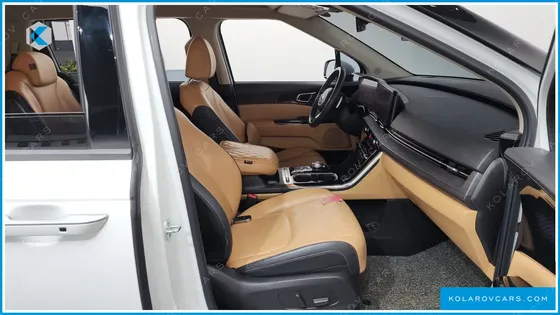 KIA CARNIVAL 9-SEATER SIGNATURE