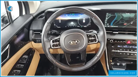 KIA CARNIVAL 9-SEATER SIGNATURE