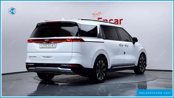 KIA CARNIVAL 9-SEATER NOBLESSE