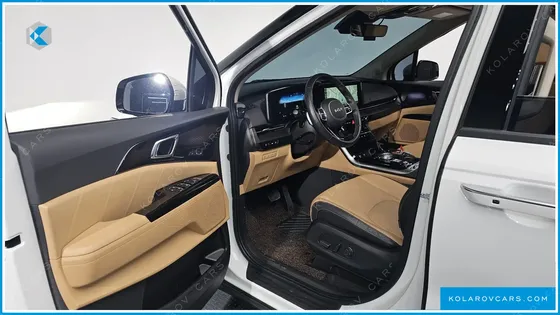 KIA CARNIVAL GASOLINE 9-SEATER SIGNATURE