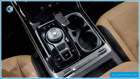 KIA CARNIVAL 7-SEATER SIGNATURE