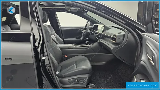 TOYOTA CROWN 2.5 4WD HYBRID