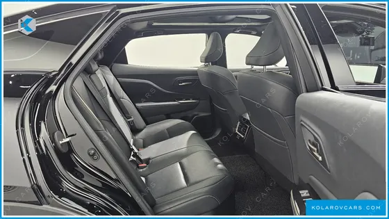 TOYOTA CROWN 2.5 4WD HYBRID