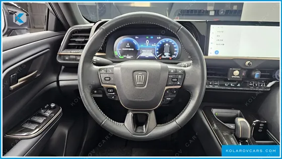 TOYOTA CROWN 2.5 4WD HYBRID