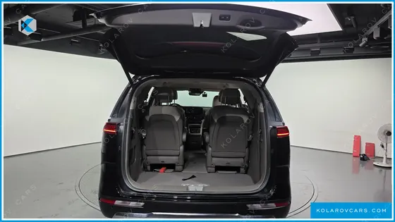 KIA CARNIVAL 9-SEATER SIGNATURE