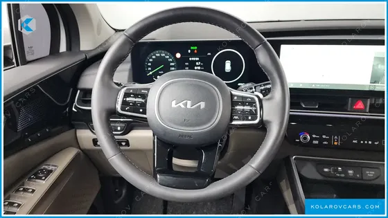 KIA CARNIVAL 9-SEATER SIGNATURE