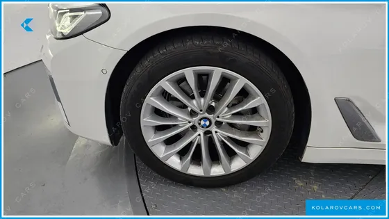 BMW 5 SERIES 520I LUXURY