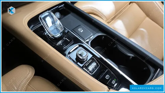 VOLVO XC90 T8 INSCRIPTION HYBIRD