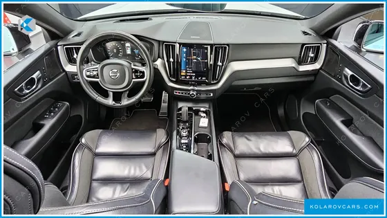 VOLVO XC60 T8 R-DESIGN