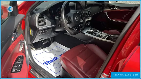 KIA STINGER 3.3 TURBO GT AWD 370к.с.