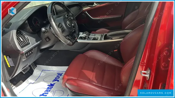 KIA STINGER 3.3 TURBO GT AWD 370к.с.